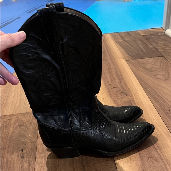 Women’s Intricately stitched Black Leather/lizard Larry Mehan Boots